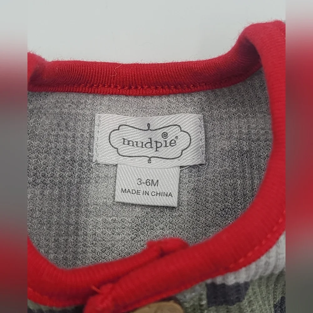 Mud Pie baby boy Christmas waffle romper size 3-6 months